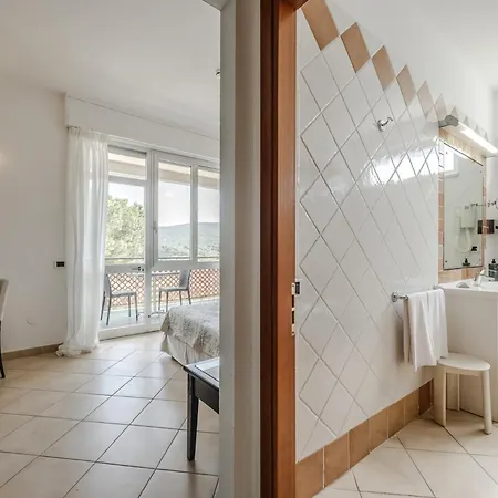 Hotiday Collection - Ξενοδοχείο με διαμερίσματα Porto Azzurro